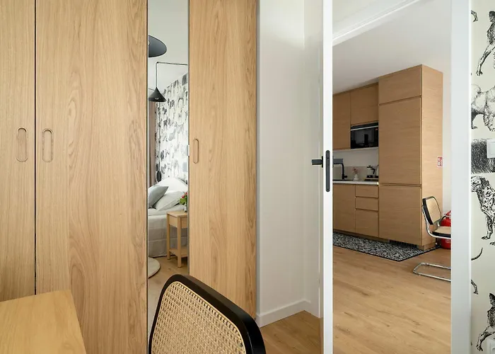 Komfortowy W Poznaniu Parking & Klimatyzacja By Renters 아파트 *