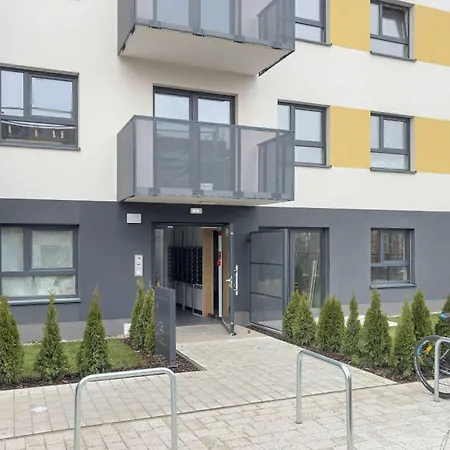 Daire Komfortowy W Poznaniu Parking & Klimatyzacja By Renters Poznan