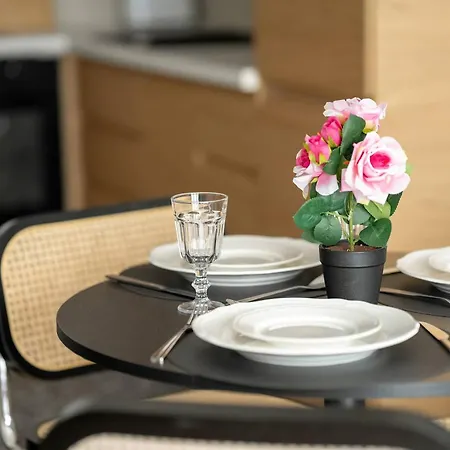 Komfortowy W Poznaniu Parking & Klimatyzacja By Renters