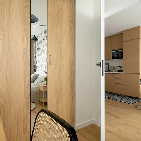 Komfortowy W Poznaniu Parking & Klimatyzacja By Renters Daire *