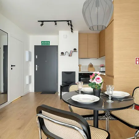 Komfortowy W Poznaniu Parking & Klimatyzacja By Renters