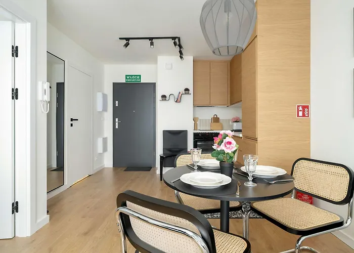 Komfortowy W Poznaniu Parking & Klimatyzacja By Renters